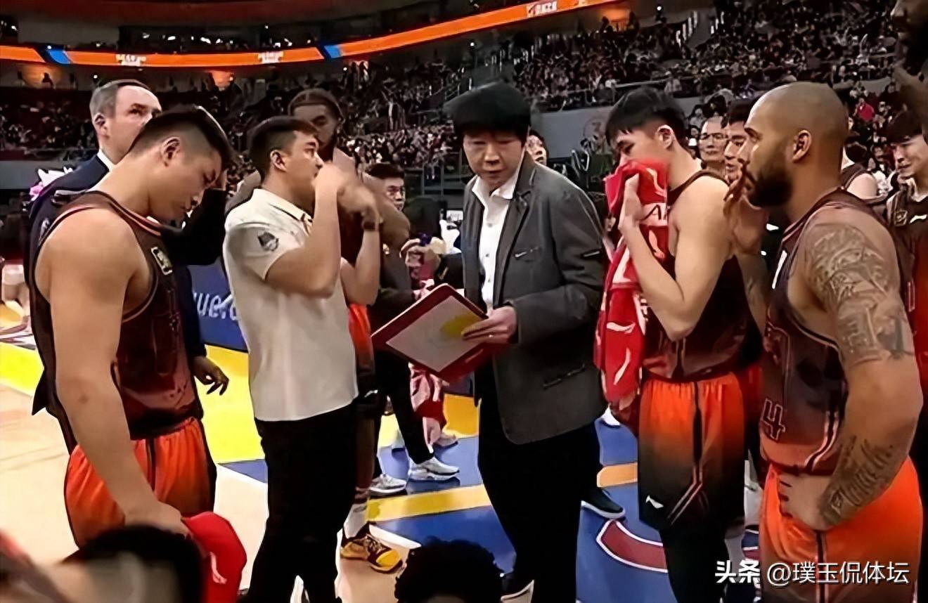 关于山东男篮全员备战，教练组重申备战计划的信息
